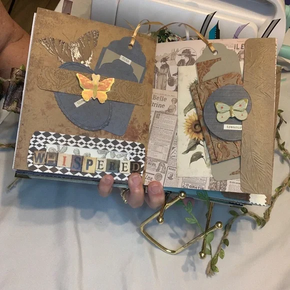 Journal, Junk Journal - Picture 8 of 16